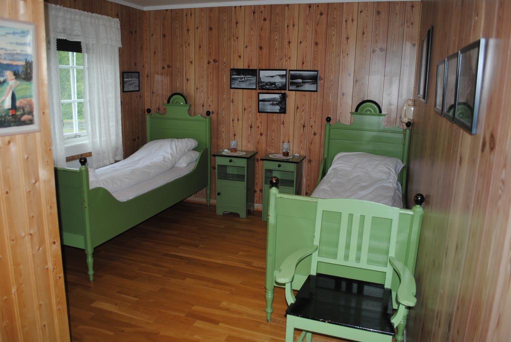Grong Gard Guesthouse Quarto foto