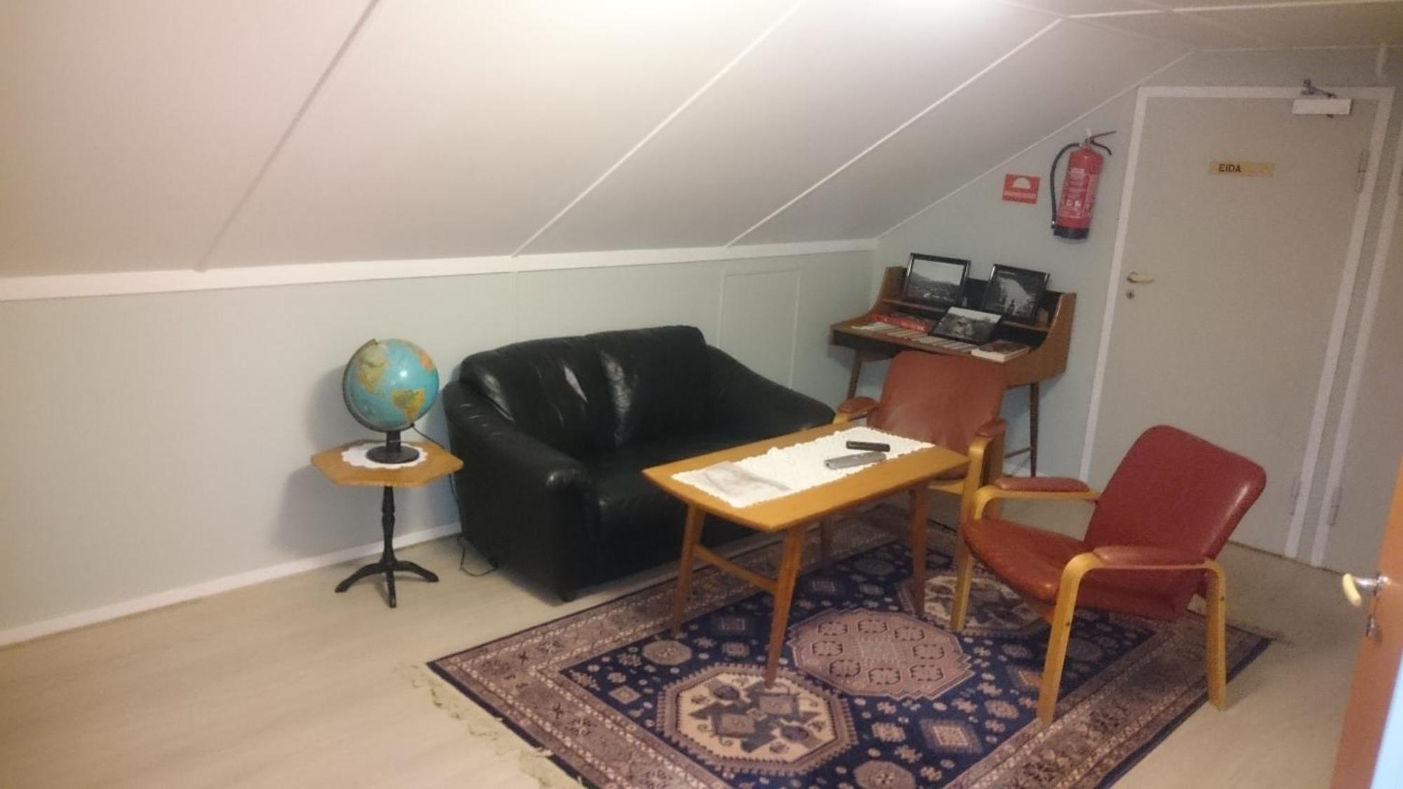 Grong Gard Guesthouse Quarto foto