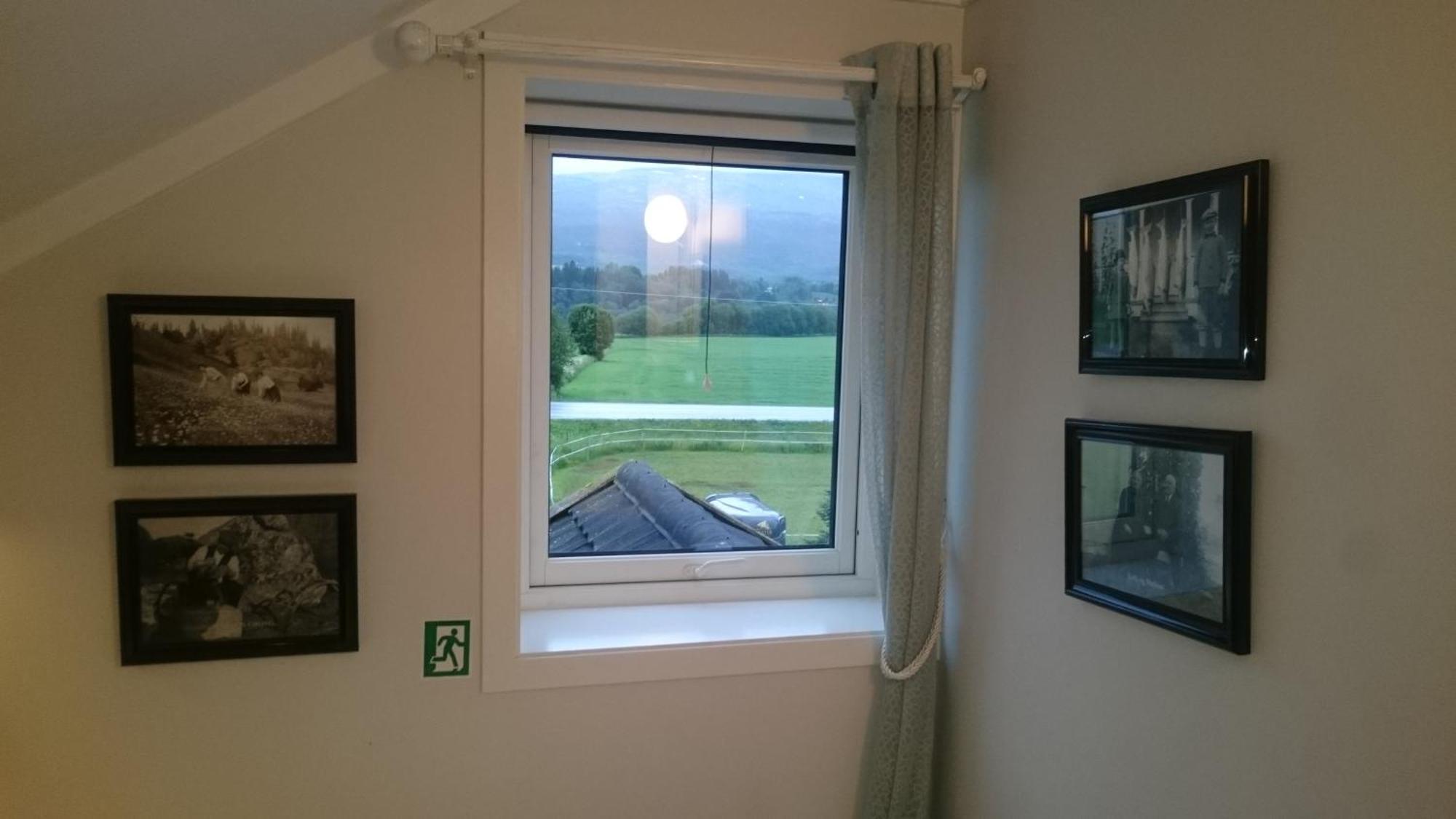 Grong Gard Guesthouse Quarto foto